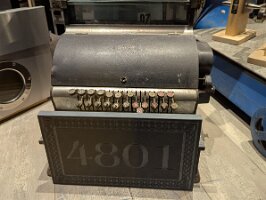 PXL_20250816_004229377