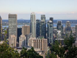 PXL_20250821_223403542